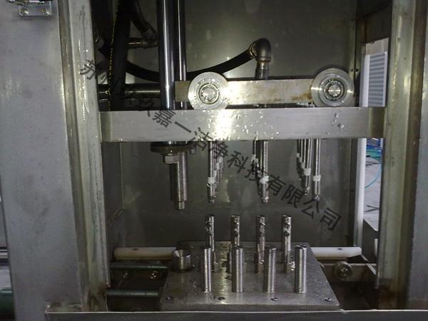 Single chamber compact delivery