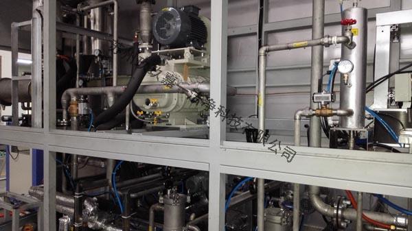 Automatic vacuum hydrocarbon cleaning machine